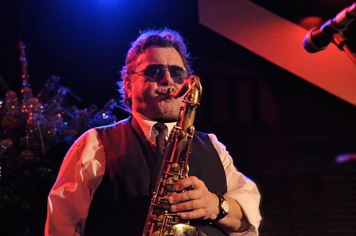 Herbert Graf blow horn